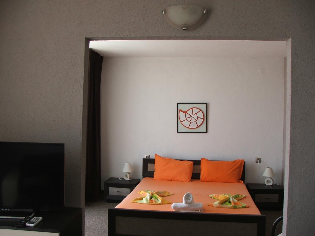 Guest House Compass Lozenets Exteriör bild
